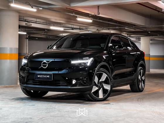 VOLVO C40 P8 RECHARGE PURE ELECTRIC AWD